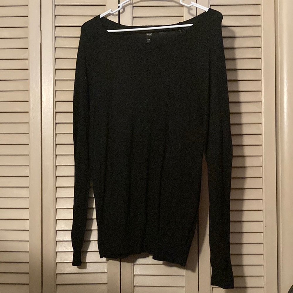 Solid Black Womens Pullover Light Sweater